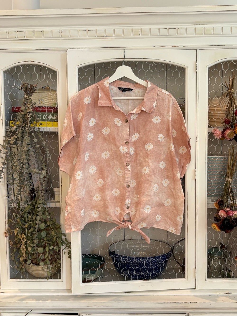 100% Linen CHARLIE B Pink Daisy Tie-Front Button Down Top